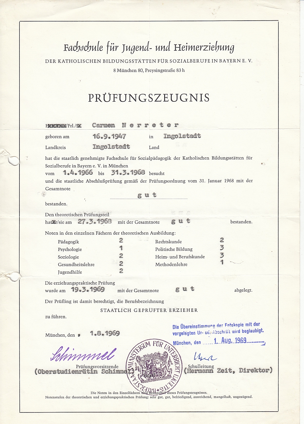 Abschlusszeugnis der Fachschule für Jugend und Heimerziehung in München Quelle Ida Seele ArchivTräger